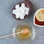 mez-cukor-vagy-stevia-a-taplalkozasi-szakerto-megnevezi-a-legjobb.webp.webp